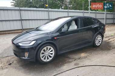 Внедорожник / Кроссовер Tesla Model X 2017 в 