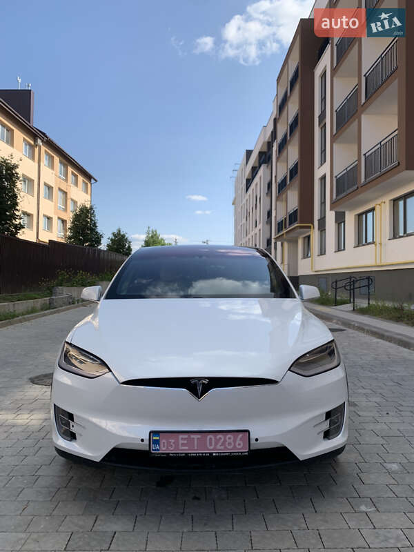 Внедорожник / Кроссовер Tesla Model X 2015 в Львове