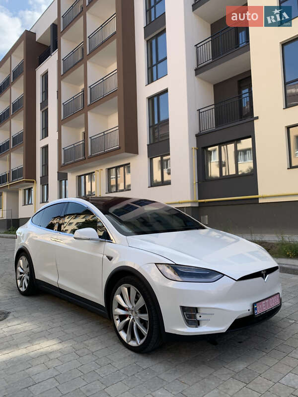 Внедорожник / Кроссовер Tesla Model X 2015 в Львове
