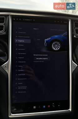 Позашляховик / Кросовер Tesla Model X 2016 в 