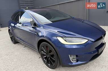 Позашляховик / Кросовер Tesla Model X 2019 в 