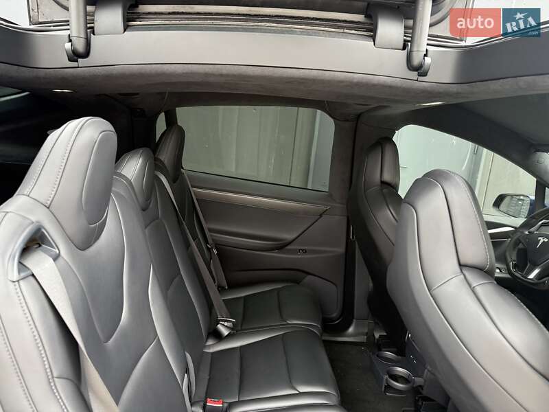 Позашляховик / Кросовер Tesla Model X 2019 в Києві