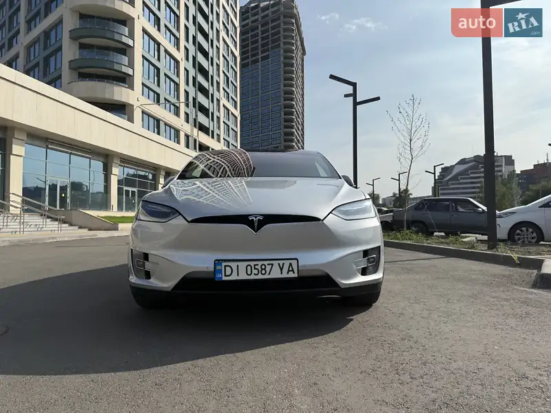 Tesla Model X