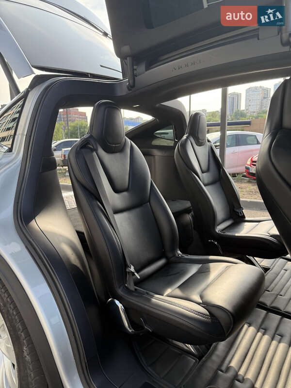 Внедорожник / Кроссовер Tesla Model X 2018 в Днепре фото 18 Внедорожник / Кроссовер Tesla Model X 2018 в Днепре