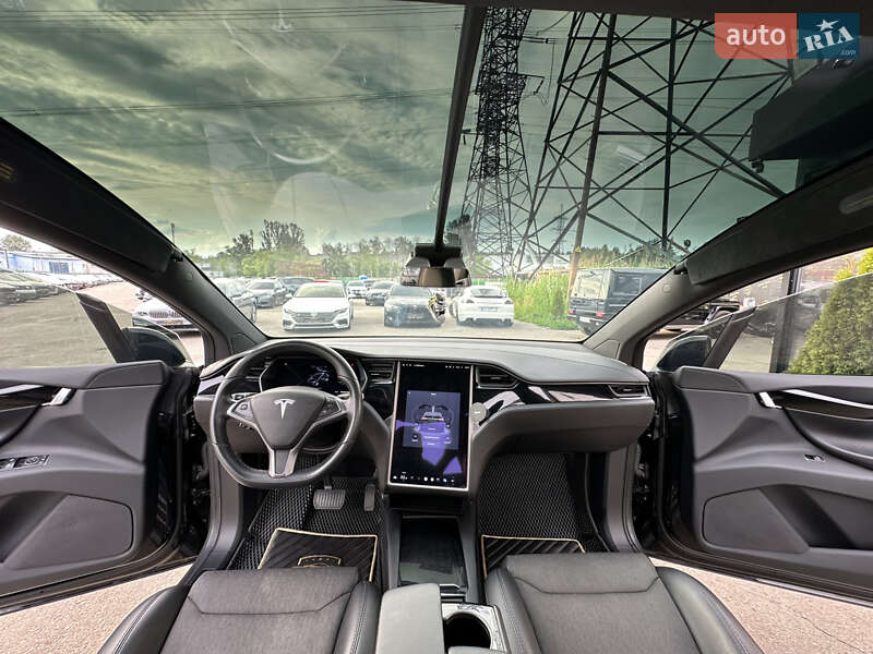 Позашляховик / Кросовер Tesla Model X 2018 в Харкові