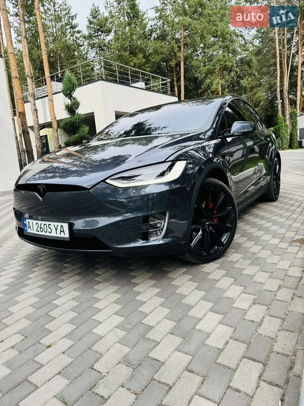 Внедорожник / Кроссовер Tesla Model X 2017 в 