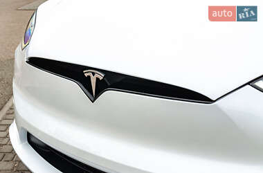 Внедорожник / Кроссовер Tesla Model X 2023 в 