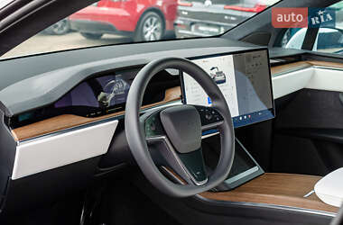 Внедорожник / Кроссовер Tesla Model X 2023 в 