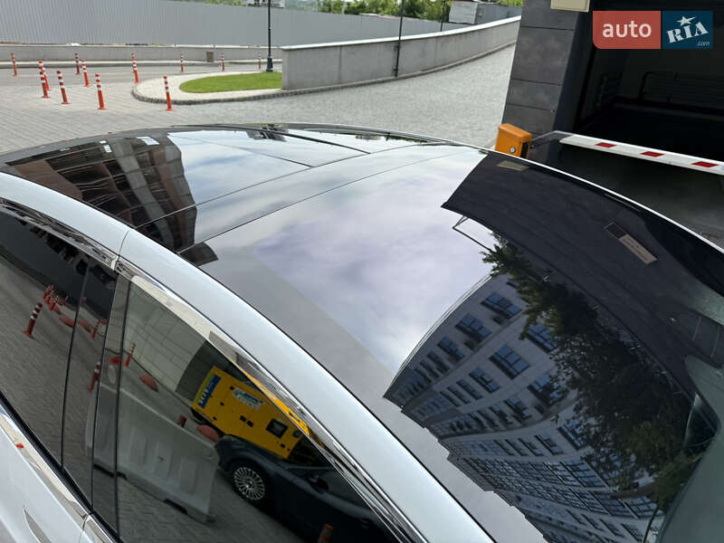 Внедорожник / Кроссовер Tesla Model X 2019 в Киеве