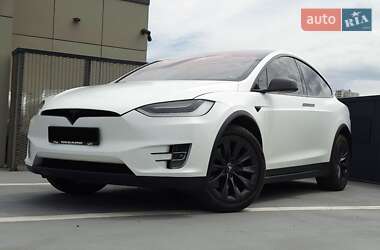 Позашляховик / Кросовер Tesla Model X 2019 в 