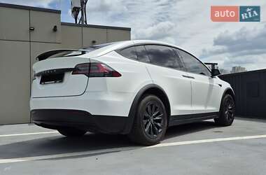 Позашляховик / Кросовер Tesla Model X 2019 в 