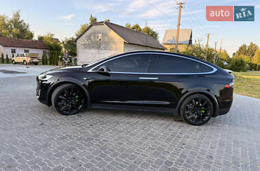 Позашляховик / Кросовер Tesla Model X 2018 в 