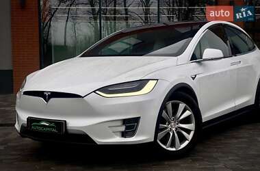 Внедорожник / Кроссовер Tesla Model X 2017 в 