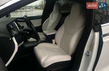 Внедорожник / Кроссовер Tesla Model X 2017 в 
