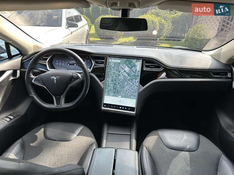 Позашляховик / Кросовер Tesla Model X 2020 в Львові