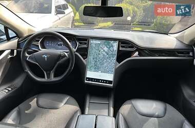 Позашляховик / Кросовер Tesla Model X 2020 в 