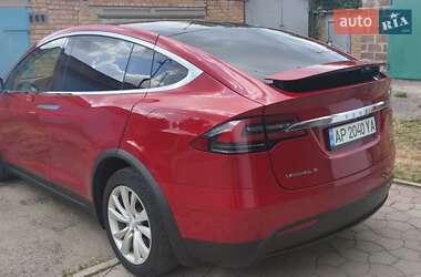 Внедорожник / Кроссовер Tesla Model X 2017 в 