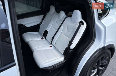 Позашляховик / Кросовер Tesla Model X 2022 в 