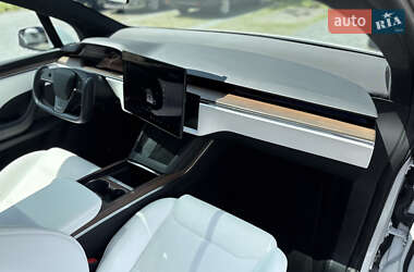 Позашляховик / Кросовер Tesla Model X 2022 в 