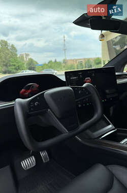 Позашляховик / Кросовер Tesla Model X 2022 в 