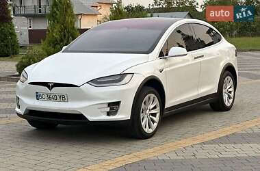 Внедорожник / Кроссовер Tesla Model X 2018 в 
