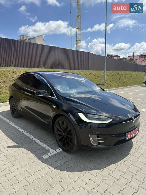 Внедорожник / Кроссовер Tesla Model X 2019 в Тернополе