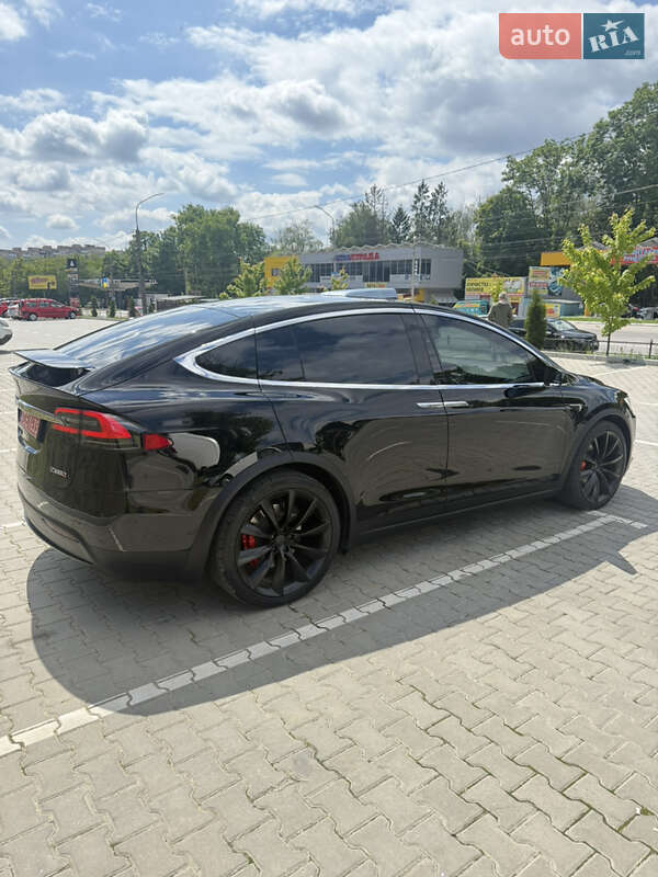 Внедорожник / Кроссовер Tesla Model X 2019 в Тернополе
