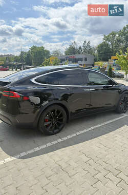 Внедорожник / Кроссовер Tesla Model X 2019 в 