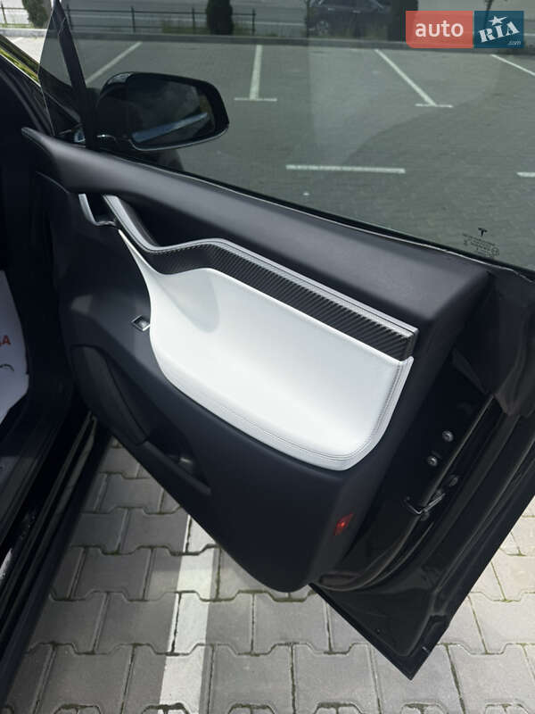 Внедорожник / Кроссовер Tesla Model X 2019 в Тернополе