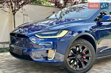 Позашляховик / Кросовер Tesla Model X 2016 в 