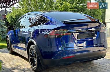 Позашляховик / Кросовер Tesla Model X 2016 в 