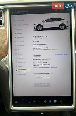 Внедорожник / Кроссовер Tesla Model X 2017 в 