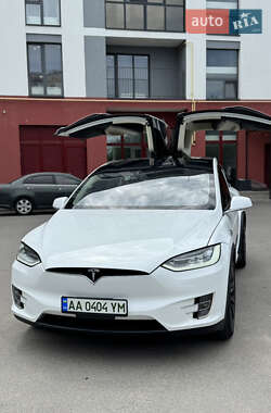 Внедорожник / Кроссовер Tesla Model X 2018 в 