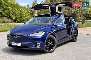 Позашляховик / Кросовер Tesla Model X 2016 в Хмельницькому