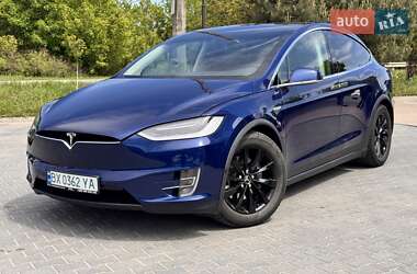 Внедорожник / Кроссовер Tesla Model X 2016 в 