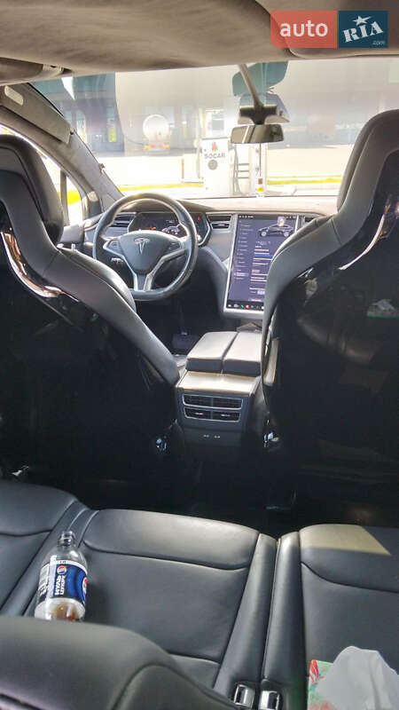 Позашляховик / Кросовер Tesla Model X 2017 в Одесі