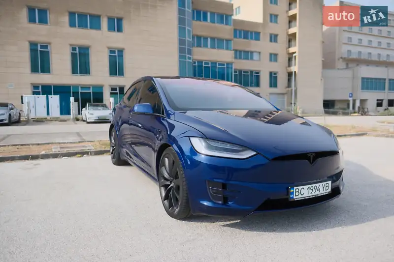 Tesla Model X