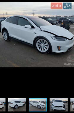 Внедорожник / Кроссовер Tesla Model X 2021 в Киеве