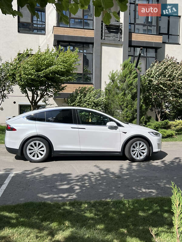 Внедорожник / Кроссовер Tesla Model X 2020 в Киеве