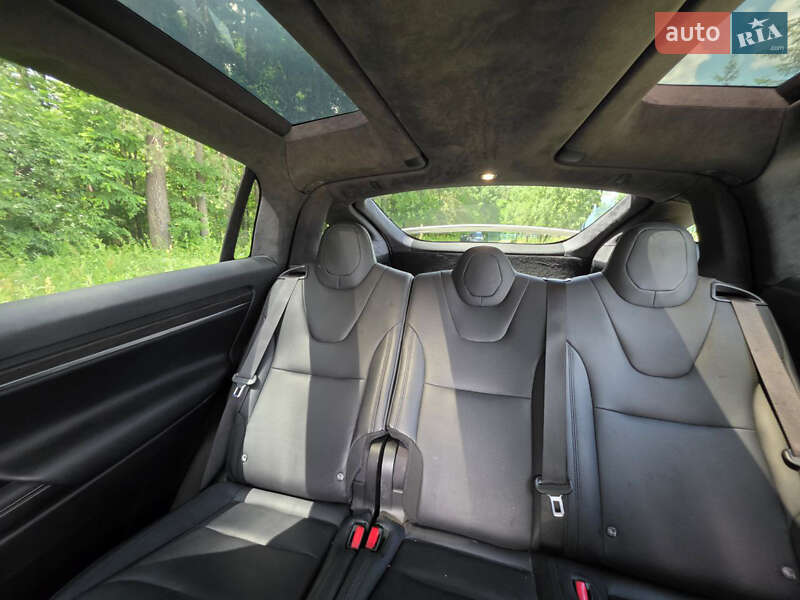 Внедорожник / Кроссовер Tesla Model X 2023 в Киеве