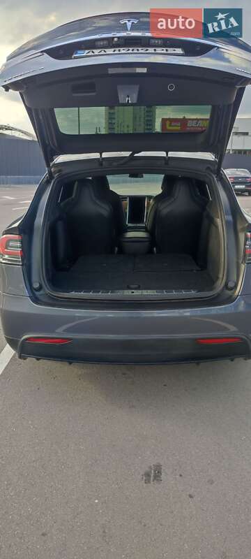 Внедорожник / Кроссовер Tesla Model X 2017 в Киеве