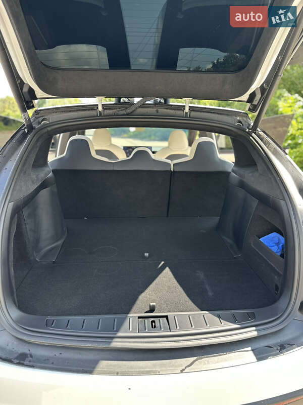 Позашляховик / Кросовер Tesla Model X 2023 в Києві