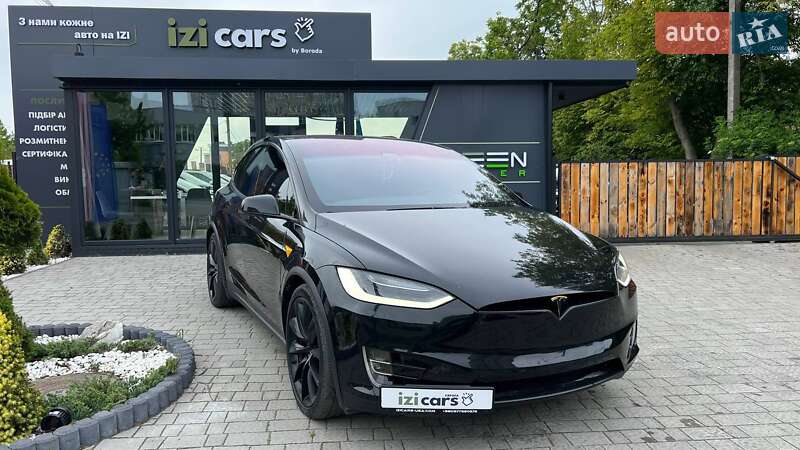 Позашляховик / Кросовер Tesla Model X 2017 в 