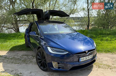 Внедорожник / Кроссовер Tesla Model X 2016 в 