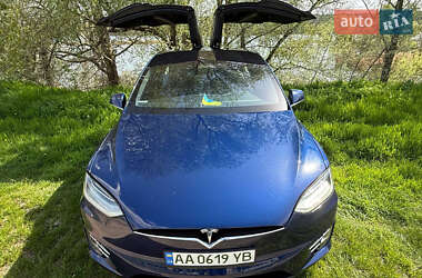 Внедорожник / Кроссовер Tesla Model X 2016 в 