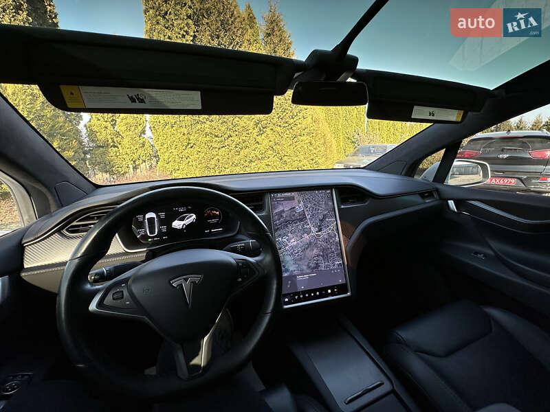 Позашляховик / Кросовер Tesla Model X 2018 в Львові