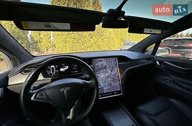 Позашляховик / Кросовер Tesla Model X 2018 в 