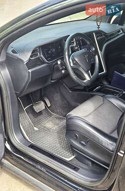 Внедорожник / Кроссовер Tesla Model X 2018 в 