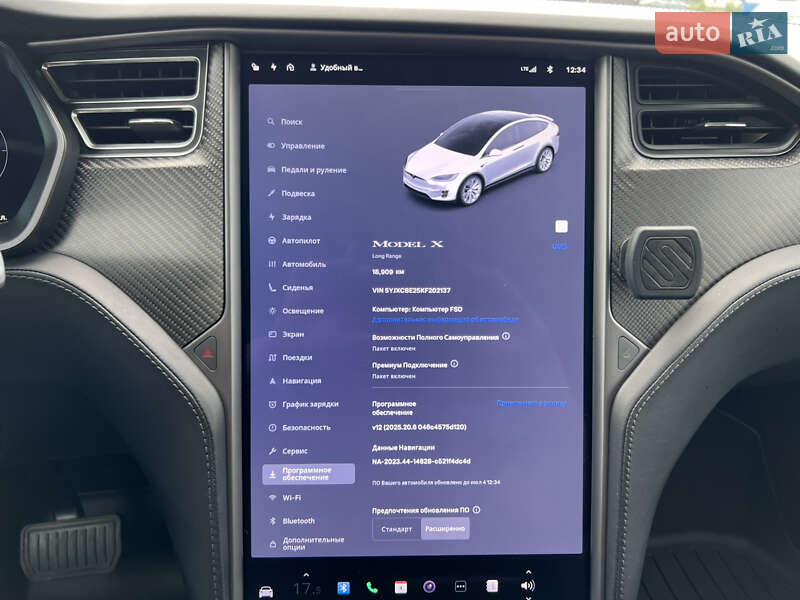 Позашляховик / Кросовер Tesla Model X 2019 в Ковелі