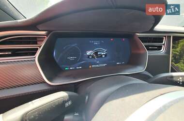 Внедорожник / Кроссовер Tesla Model X 2017 в 